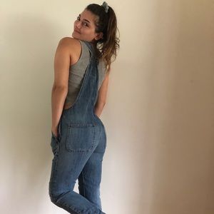 Super cute patch overalls
